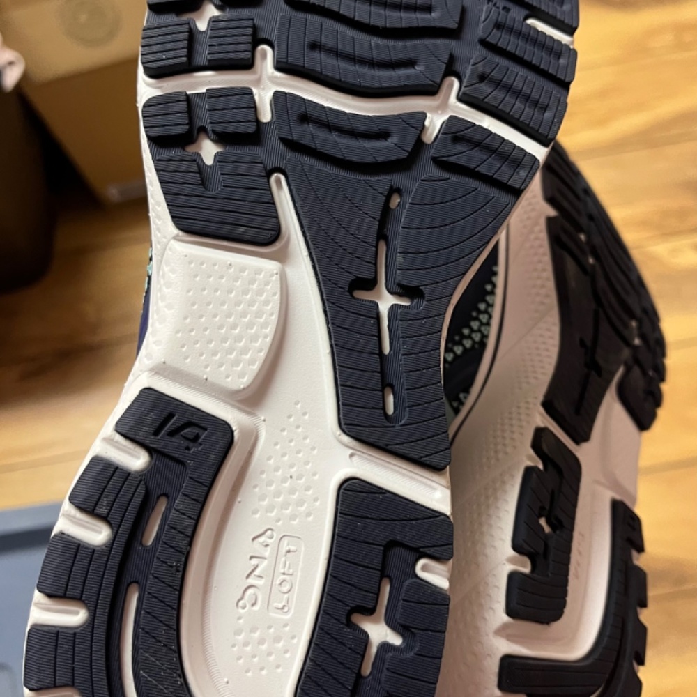 Brooks Ghost 14 - image 2